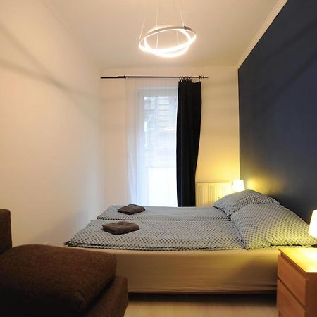 Lovely Apartment In The Heart Of Budapest Exterior photo